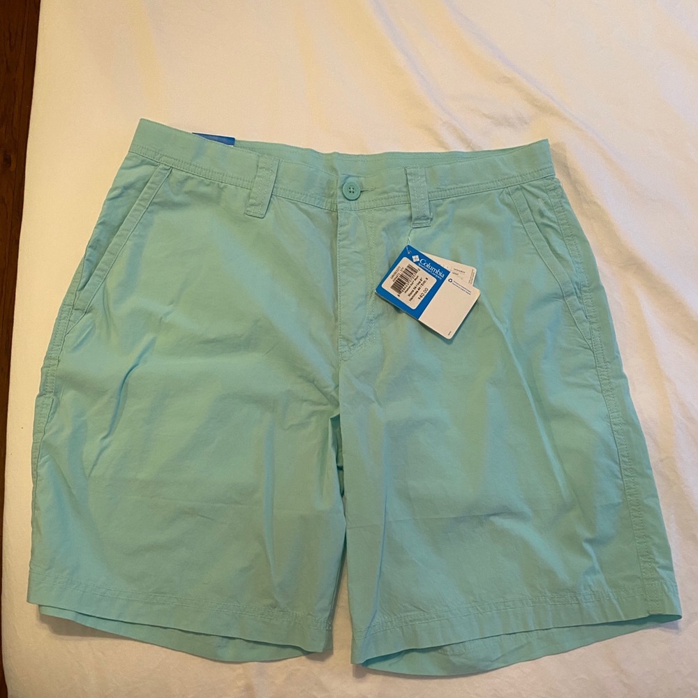 Men’s Columbia Light Weight Shorts